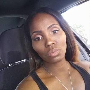 Meet your Posher, Latasha